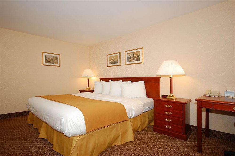 Days Inn By Wyndham Woodbury Long Island Rom bilde