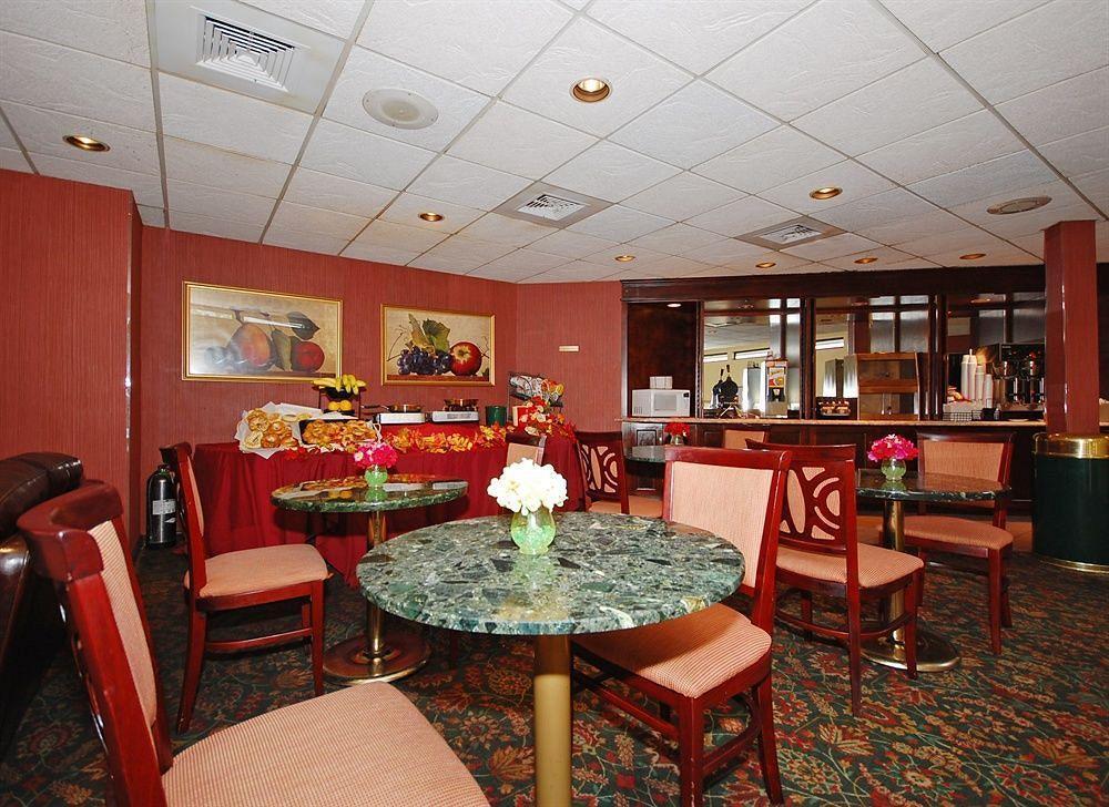 Days Inn By Wyndham Woodbury Long Island Eksteriør bilde